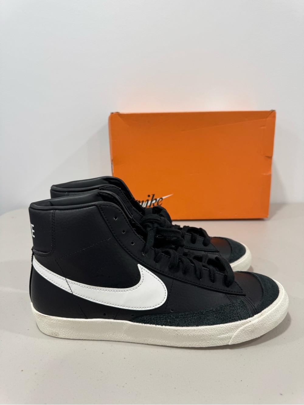 Nike Men Black Blazer Mid ‘77 VNTG Sneaker Size 10.5